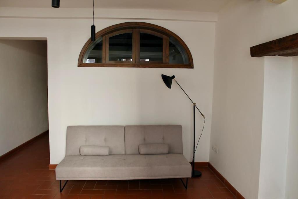 Cute Apartment Near Santa Croce Флоренция Екстериор снимка